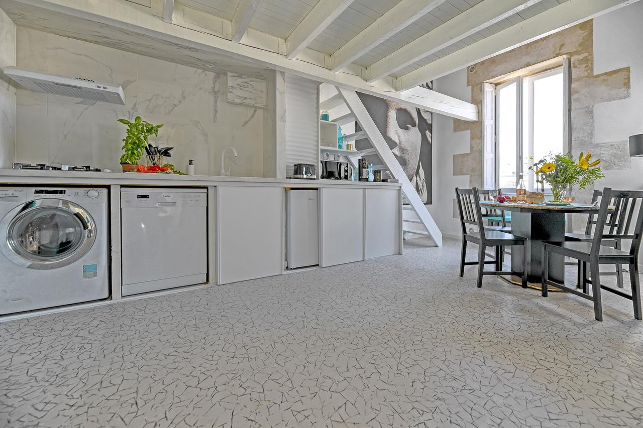 נים Appartement Romanite מראה חיצוני תמונה